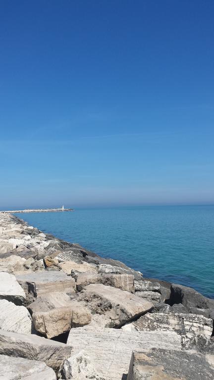 Hotel Continental San Benedetto del Tronto Exterior foto